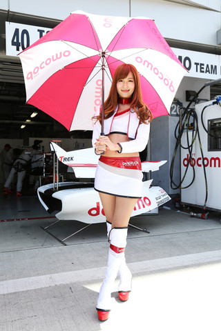 ピットウォーク: レースクイーン