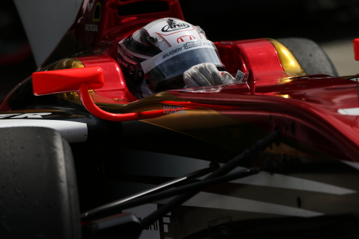 決勝レース2: 中山友貴（TEAM 無限 SF14）