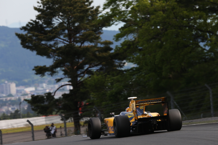 決勝レース2: ロイック・デュバル（Team KYGNUS SUNOCO SF14）