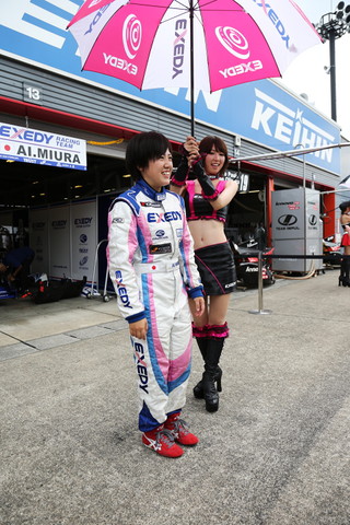 ピットウォーク: 全日本F3に出場している三浦愛