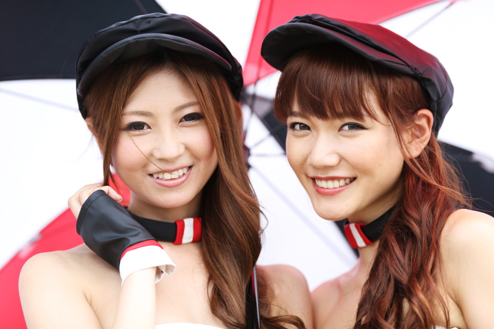 ピットウォーク: レースクイーン