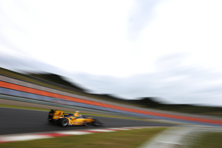 フリー走行1回目: ロイック・デュバル（KYGNUS SUNOCO Team LeMans）