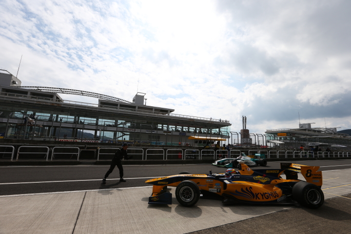 ノックアウト予選: ロイック・デュバル（KYGNUS SUNOCO Team LeMans）