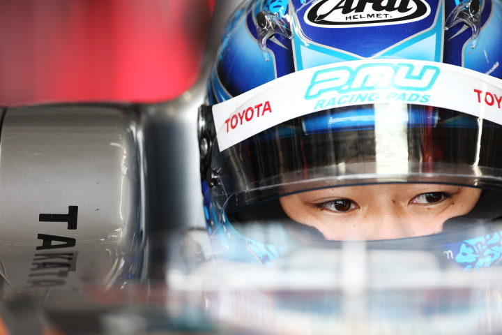 ノックアウト予選: 国本雄資（P.MU/CERUMO・INGING）