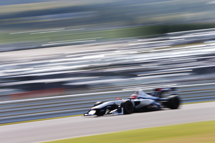 フリー走行2回目: 小暮卓史（NAKAJIMA RACING）