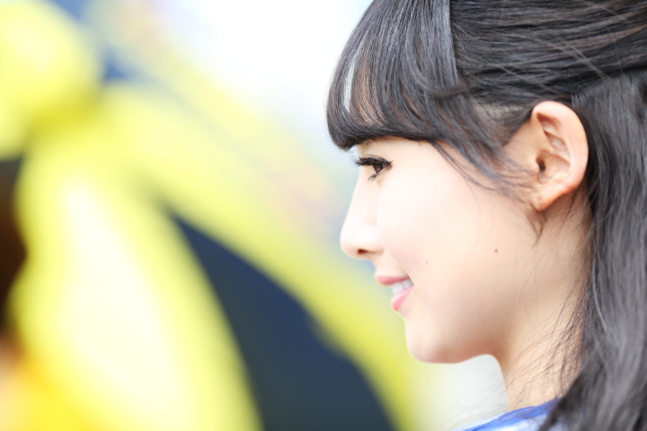 ピットウォーク: キグナスサーキットレディーの城戸ゆりさん