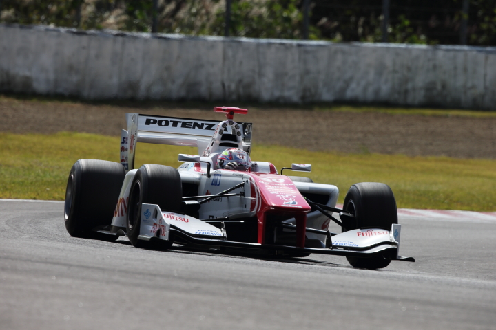 野尻智紀（DOCOMO TEAM DANDELION RACING）はQ1を9位で通過