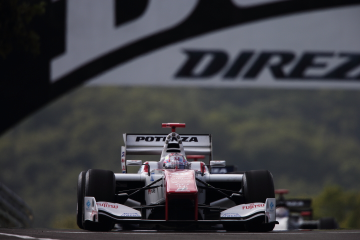 野尻智紀（DOCOMO TEAM DANDELION RACING）は予選2位。もてぎに続く快挙だ