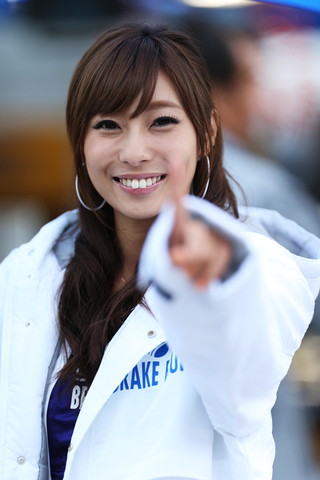 SHOWAサーキットレディの大谷芽衣さん