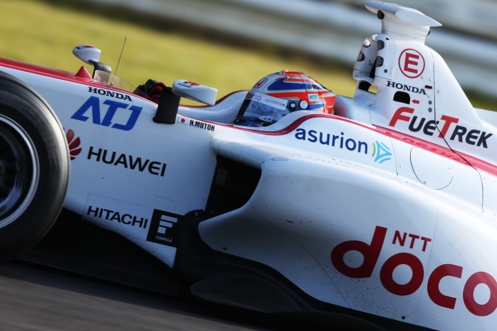 野尻智紀（DOCOMO TEAM DANDELION RACING）、側面からのショット