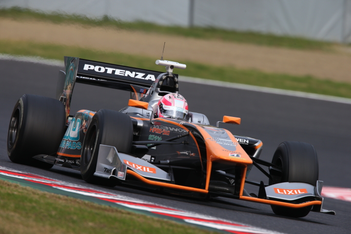 ノックアウト予選Q2: 国本雄資（P.MU/CERUMO・INGING）