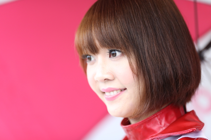 ピットウォーク: レースクイーン