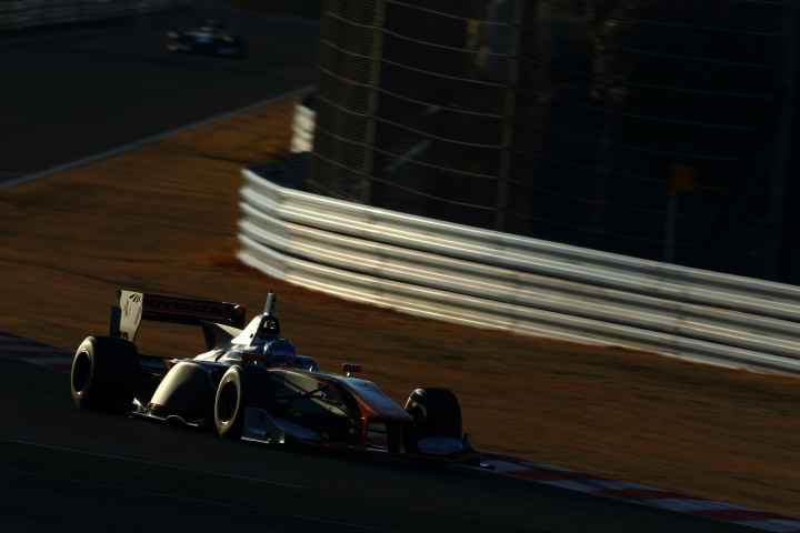 第2回公式合同テスト: 国本雄資（P.MU/CERUMO·INGING）