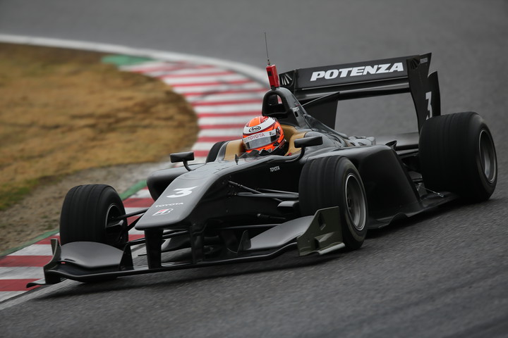 ファン感謝デー公開テスト: CarNo.3 ジェームス・ロシター（KONDO RACING／TOYOTA RI4A）