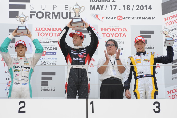 レース1決勝: 暫定表彰式