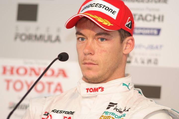 レース2決勝記者会見: 優勝のアンドレ・ロッテラー（トムス）