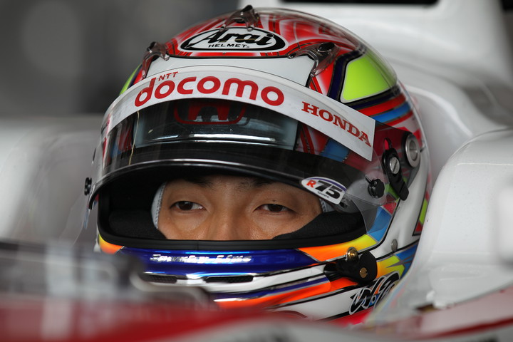 フリー走行2回目: 2位の野尻智紀（DOCOMO TEAM DANDELION RACING）