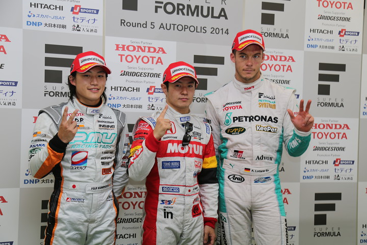 公式予選フォトセッション: トップ3のドライバーたち