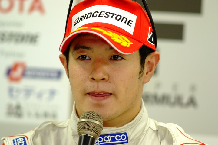 公式予選記者会見: ポールポジションの山本尚貴（TEAM無限）