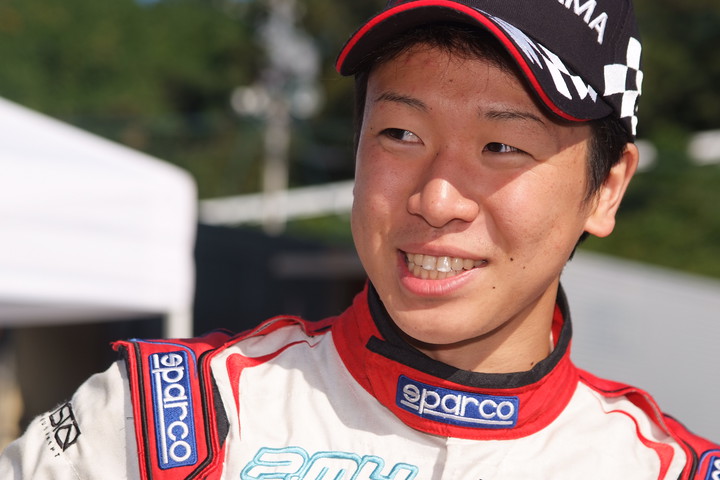 優勝した河野駿佑（グッドスマイルレーシング10V）