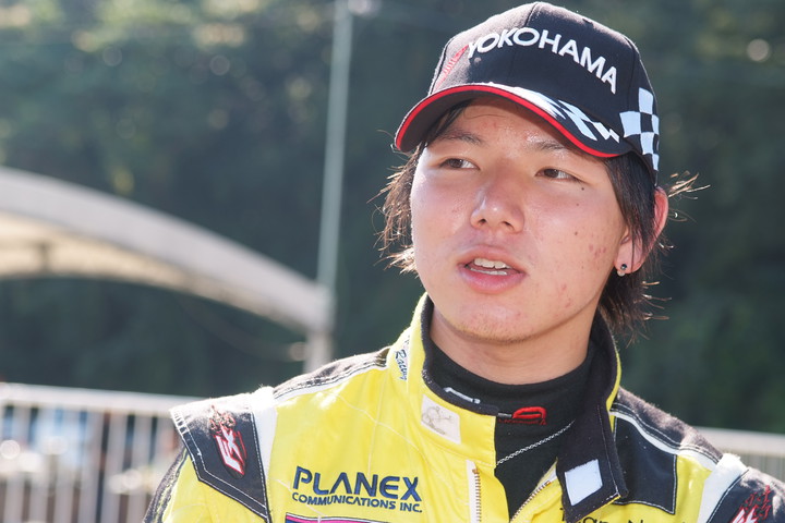 決勝3位の佐藤駿介（チームナオキ・レプリスポーツ10V）