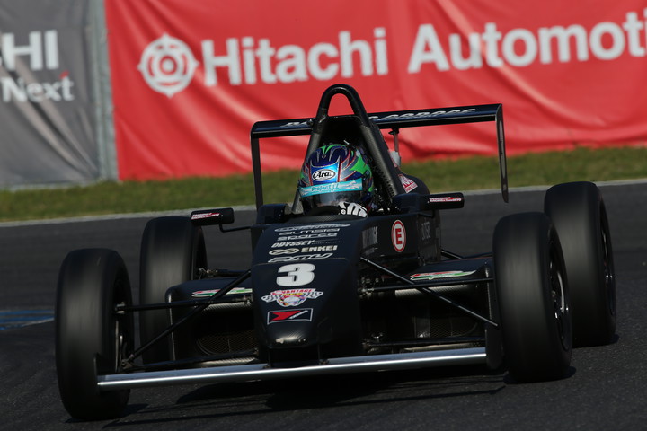 ポールポジションは河野駿佑（グッドスマイルレーシング10V）