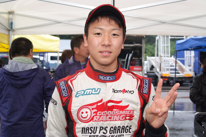 ドリームカップレース: 決勝3位の河野駿佑（GOODSMILE RACING 10V）