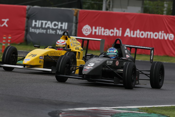 河野駿佑と佐藤駿介、最終ラップ、シケインでの攻防