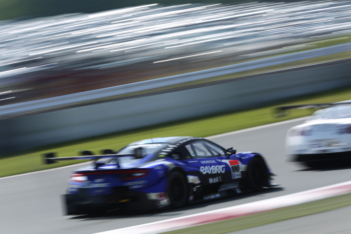 フリー走行: 小暮卓史／武藤英紀組（GT500:RAYBRIG NSX CONCEPT-GT）