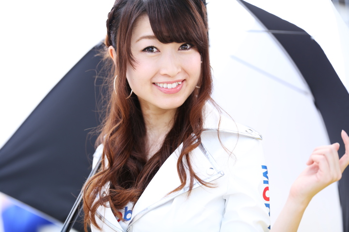 ピットウォーク: レースクイーン