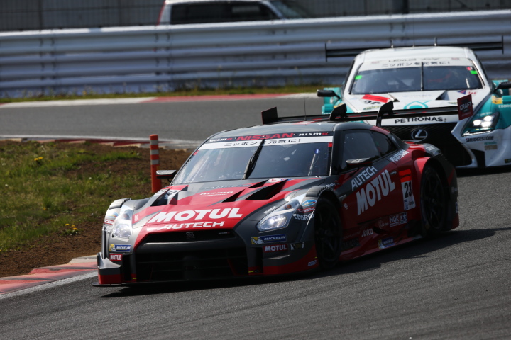 決勝レース: 松田次生／ロニー・クインタレッリ組（GT500:MOTUL AUTECH GT-R）