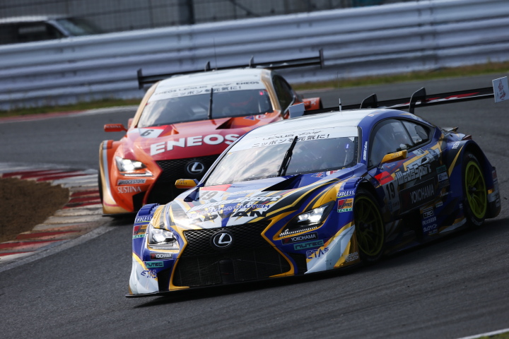 決勝レース: 脇阪寿一／関口雄飛組（GT500:WedsSport ADVAN RC F）