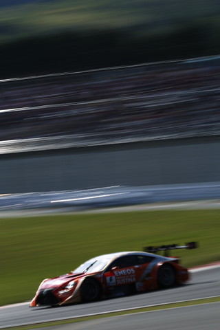 決勝レース: 大嶋和也／国本雄資組（GT500:ENEOS SUSTINA RC F）