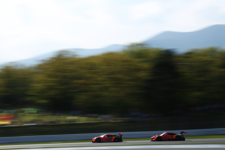 決勝レース: 高木真一／小林崇志組、ヴィンタントニオ・リウッツィ／松浦孝亮組のARTAランデブー