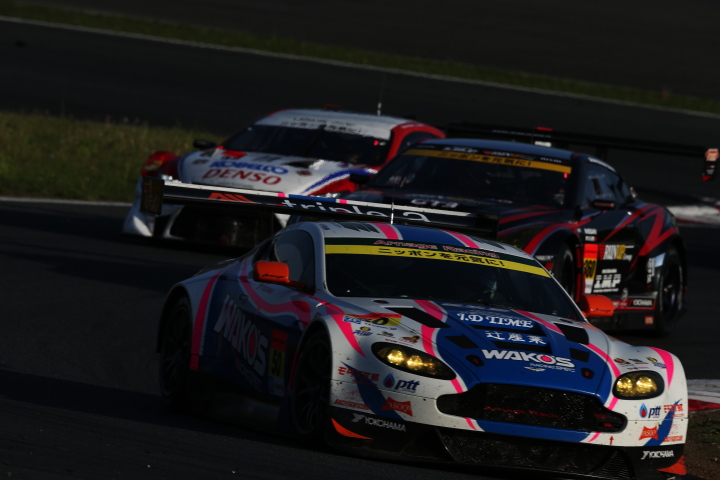 決勝レース: 加納政樹／安岡秀徒／ナニン・インドラ・パユーング組（GT300:WOKO'S Exe Aston Martin）