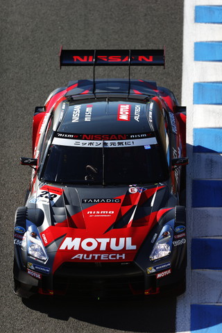 公式テスト: GT500クラス・松田次生／ロニー・クインタレッリ組のMOTUL AUTECH GT-R