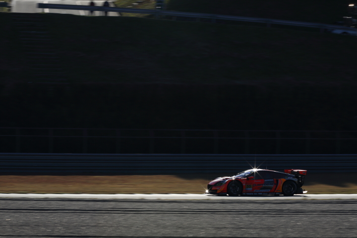 公式テスト: GT300クラス・高木真一／小林崇志組のARTA CR-Z GT