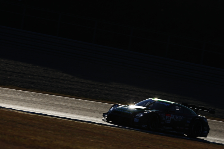 公式テスト: GT500クラス・ミハエル・クルム／佐々木大樹組のD'station ADVAN GT-R