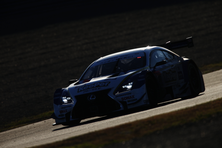 公式テスト: GT500クラス・伊藤大輔／アンドレア・カルダレッリ組のKeePer TOM'S RC F