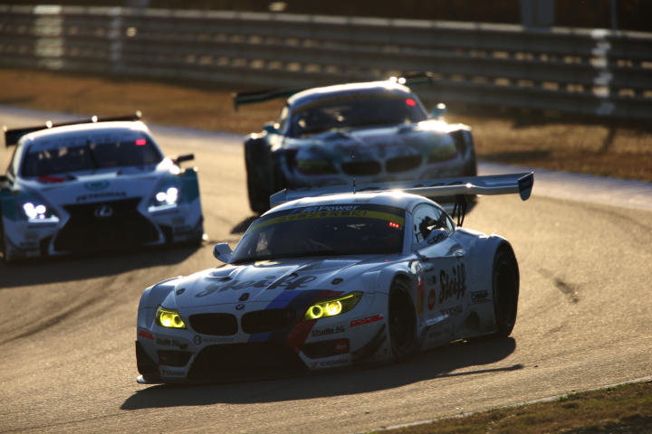 公式テスト: GT300クラス・ヨルグ・ミューラー／荒聖治組のStudie BMW Z4