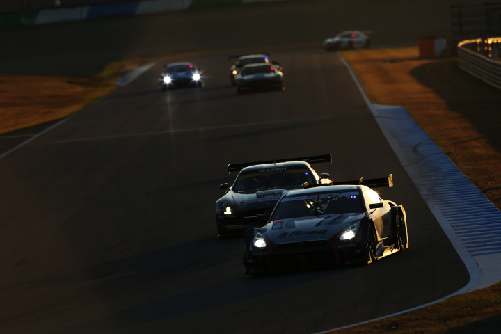 公式テスト: GT500クラス・本山哲／柳田真孝組のS Road MOLA GT-R