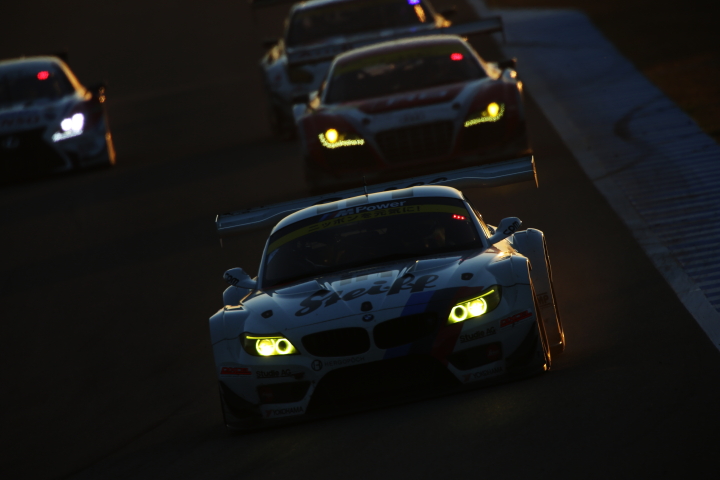 公式テスト: GT300クラス・ヨルグ・ミューラー／荒聖治組のStudie BMW Z4