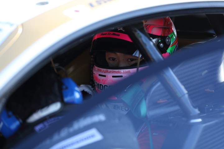 フリー走行: 国本雄資（ENEOS SUSTINA RC F）