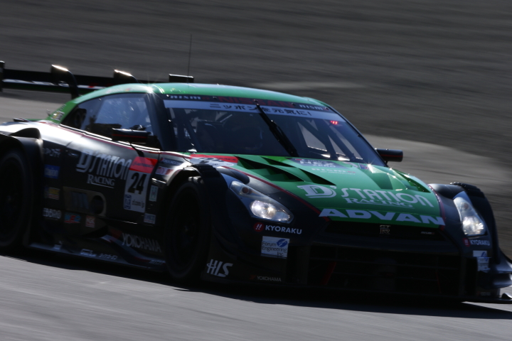 フリー走行: GT500クラス・ミハエル・クルム／佐々木大樹組のD'station ADVAN GT-R
