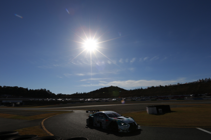 サーキットサファリ: GT300クラス・高橋一穂／加藤寛規組のシンティアム・アップル・MP4-12C