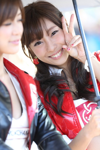 ピットウォーク: レースクイーン