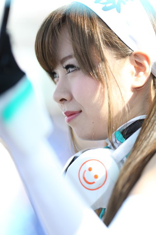 決勝レース: レースクイーン