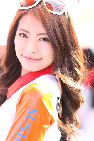 決勝レース: レースクイーン