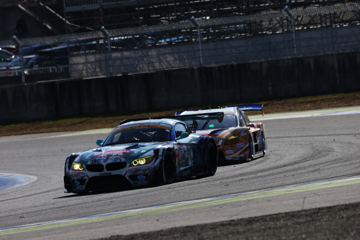 決勝レース: 片岡龍也（グッドスマイル初音ミクZ4）