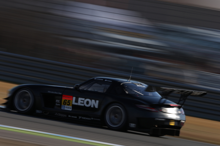 決勝レース: 黒澤治樹（LEON SLS）